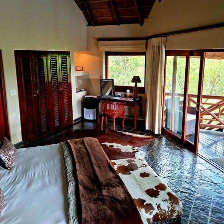 Sekala Private Game Lodge ヴェルハヴォンデン・ゲーム・リザーブ エクステリア 写真