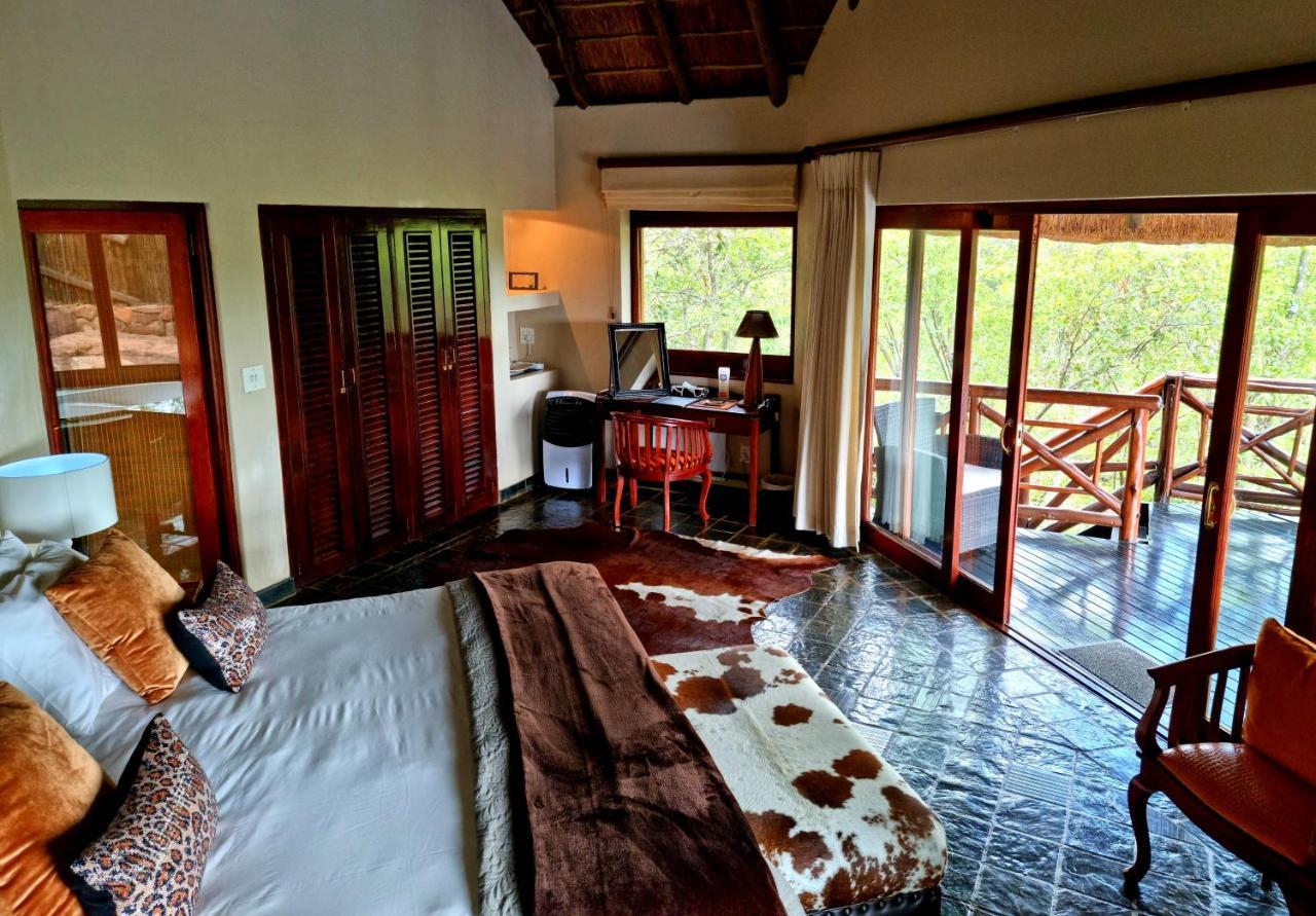Sekala Private Game Lodge ヴェルハヴォンデン・ゲーム・リザーブ エクステリア 写真