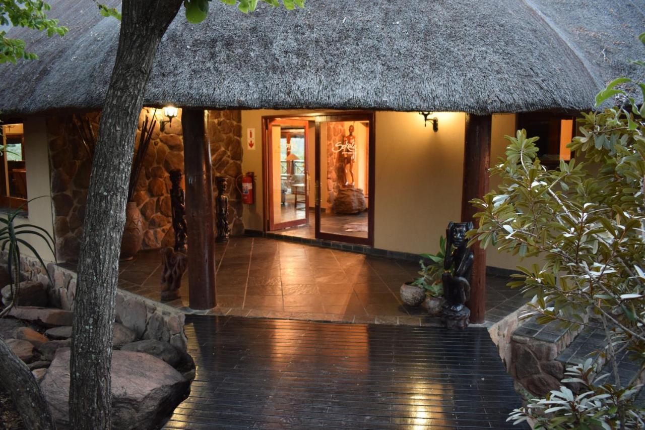 Sekala Private Game Lodge ヴェルハヴォンデン・ゲーム・リザーブ エクステリア 写真