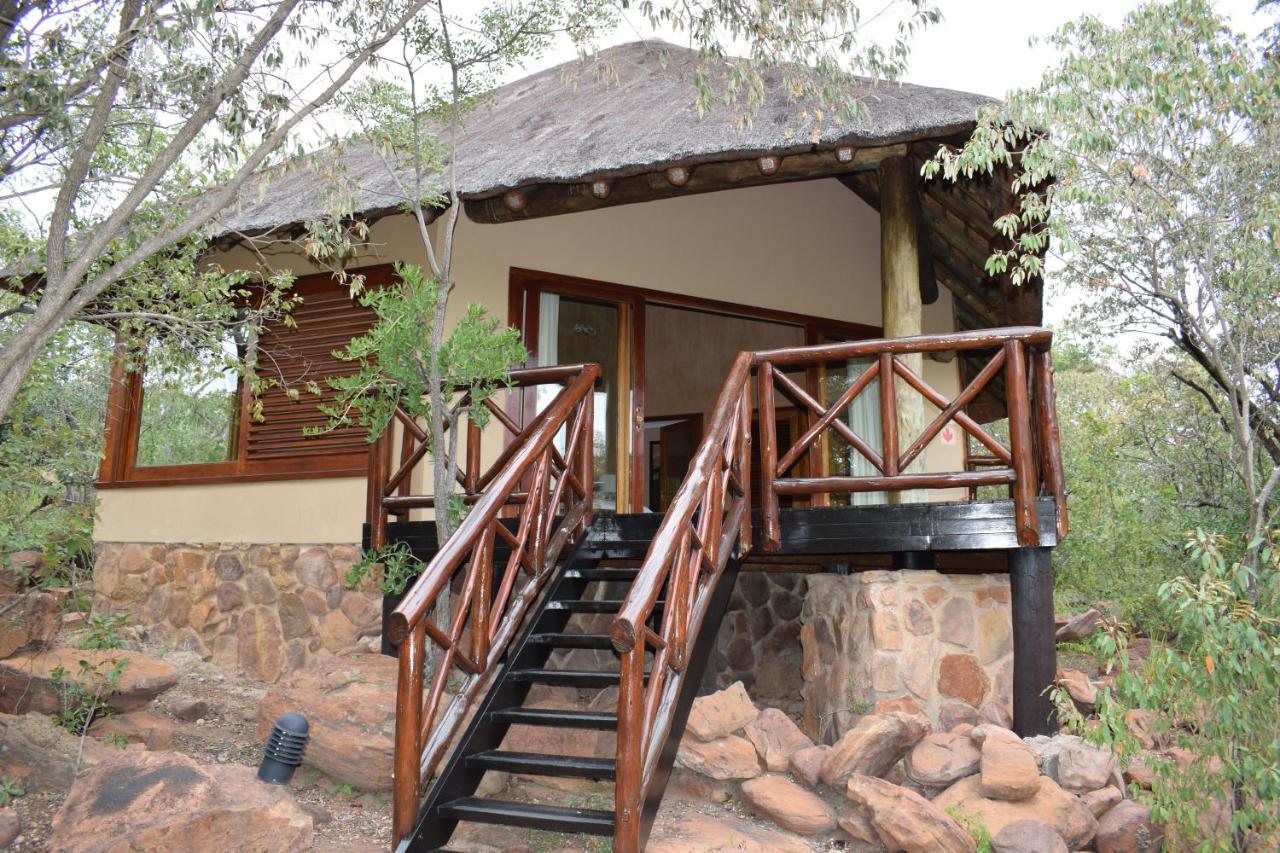 Sekala Private Game Lodge ヴェルハヴォンデン・ゲーム・リザーブ エクステリア 写真