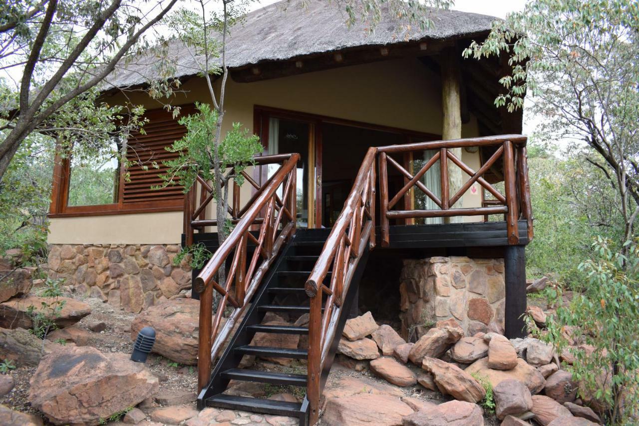 Sekala Private Game Lodge ヴェルハヴォンデン・ゲーム・リザーブ エクステリア 写真