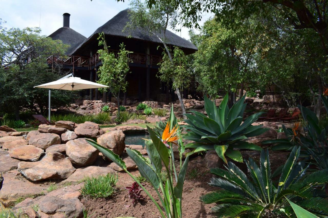 Sekala Private Game Lodge ヴェルハヴォンデン・ゲーム・リザーブ エクステリア 写真